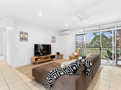 9/138 Clarence Road, Indooroopilly, QLD 4068