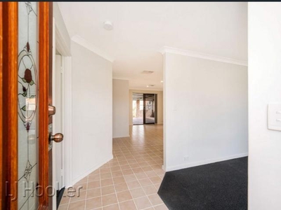 3 Bedroom Detached House Beechboro Western Australia For Sale At 465000