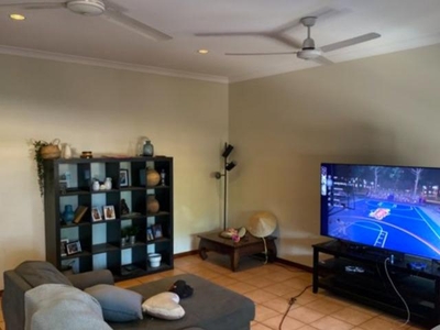 4 Bedroom Detached House Cable Beach Western Australia For Sale At 650000