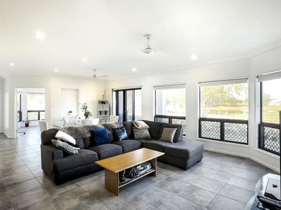 4 Bedroom Detached House Idalia Queensland For Sale At 899000