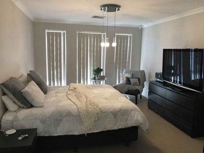 4 Bedroom Detached House Jindalee Western Australia For Sale At 630000