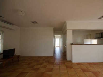 4 Bedroom Detached House Safety Bay Western Australia For Sale At 850000