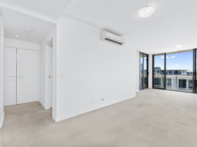 704/25 Hill Road, Wentworth Point NSW 2127