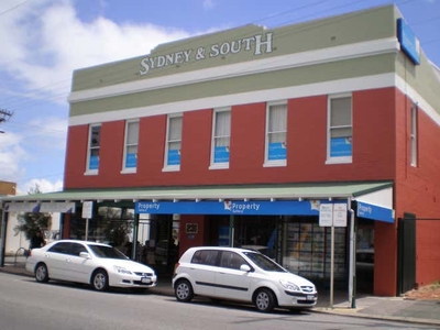 Sydney & South, 2/231 South Terrace , South Fremantle, WA 6162