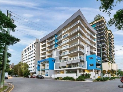 1 bedroom, West End QLD 4101