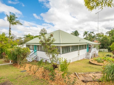 18 Alfred Street, Gympie QLD 4570 - House For Lease