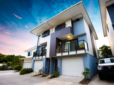 Introducing 13/10 Riverview Road, an Immaculately Presented Three-Level Townhouse in Nerang