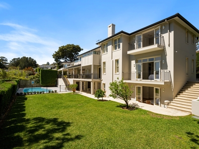 Grand proportions, extraordinary views resting on 1,231sqm of landscaped grounds