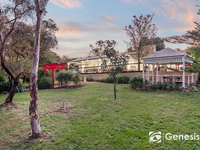 105 Gill Street mundaring WA 6073