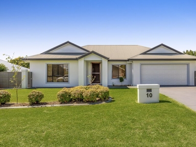 10 Garvan Court, Highfields, QLD 4352