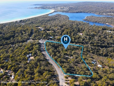 17 Jeanneret Crescent, Binalong Bay, TAS 7216