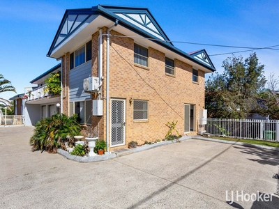 2/23-27 Bailey Street, Woody Point, QLD 4019