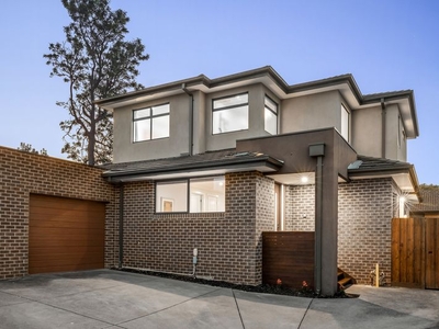 2/29 Montpellier Road, Burwood, VIC 3125