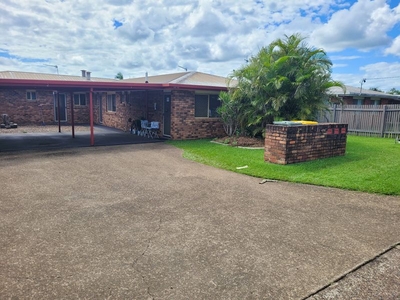 206 Cambridge Street, Granville, QLD 4650