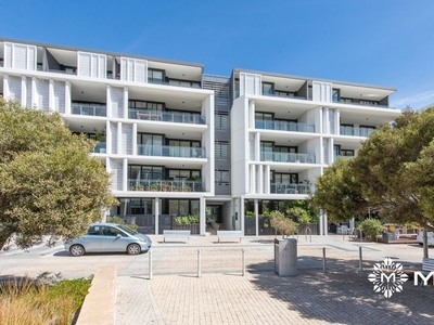 214/17 Freeman Loop, North Fremantle, WA 6159