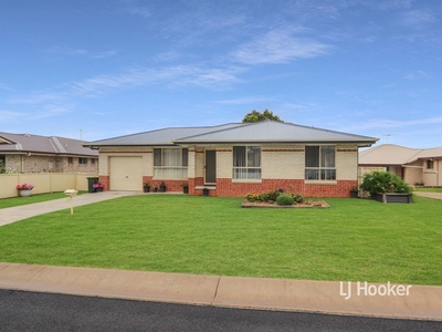 22 Kingfisher Drive, Inverell, NSW 2360