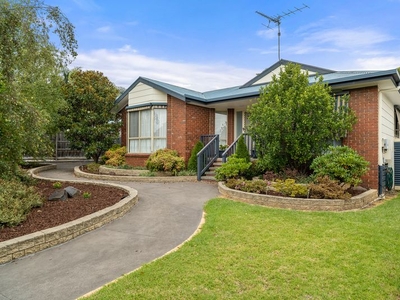 39 Manna Gum Drive, Cowes, VIC 3922