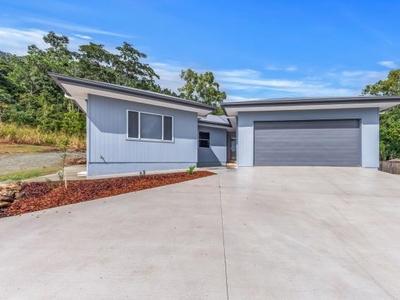 4 bedroom, Cannonvale QLD 4802