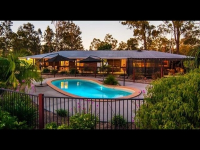 4 Bedroom Detached House Jimboomba QLD For Sale At 12