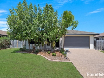 4 Sanderling Circuit, Kelso, QLD 4815