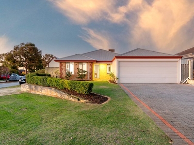 5 Derricap Avenue, Ellenbrook, WA 6069