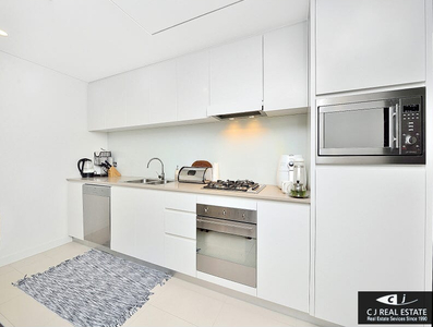 212/7 Rider Blvd, Rhodes NSW 2138