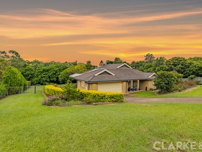 8 Mittelstadt Road, Glass House Mountains, QLD 4518
