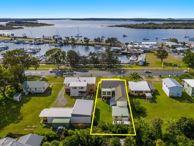 Multi Occupancy Overlooking Yamba Harbour