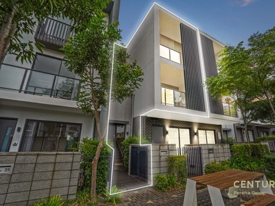 33 Atwood Mews, Edmondson Park NSW 2174 - Townhouse For Lease