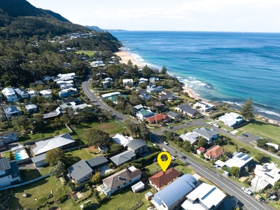 Perfectly Positioned Beach Cottage Presents an Exciting Opportunity
