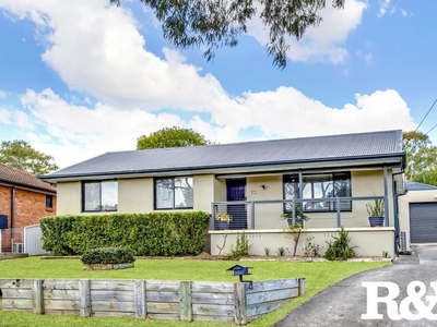 13 Kolodong Drive, Quakers Hill, NSW 2763