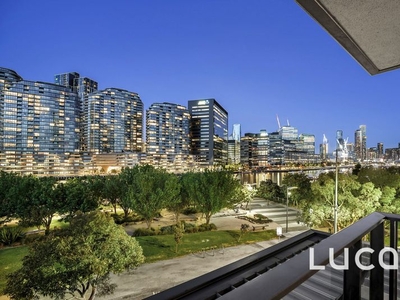 308/13 Point Park Crescent, Docklands, VIC 3008