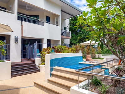 BOUTIQUE BEACHSIDE - $26k NET PROFIT