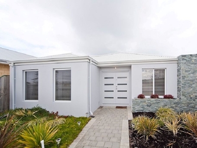 62 Lookout Drive, Yanchep WA 6035 - House For Lease