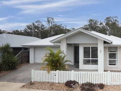 This fabulous modern & sleek family home with theatre room is fresh to the market in the ever popular Greenbank location - don't delay.