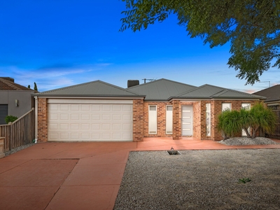 Court Situated, Good Looking, Impeccable Presentation and Set within the Very Desirable and Central Arcadia Estate.