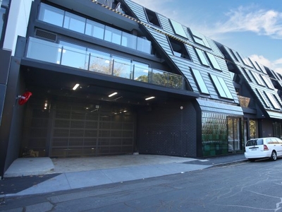 Over-sized balcony and stunning internal finishes