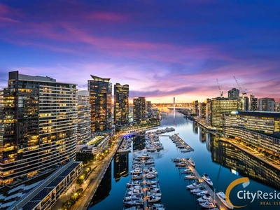 A rare opportunity to secure a sensational, lavish, and luxurious apartment with absolutely spectacular views of Melbourne's sensational skyline