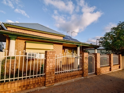 17 Cobalt Street, Broken Hill NSW 2880 - House For Sale