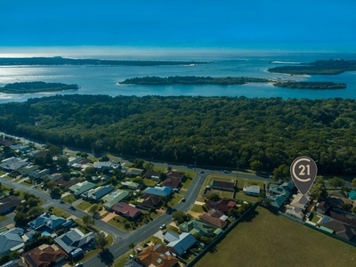2/15a Shores Drive, Yamba NSW 2464 - Unit For Sale