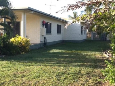3 Bedroom Detached House Bowen QLD For Sale At 575000
