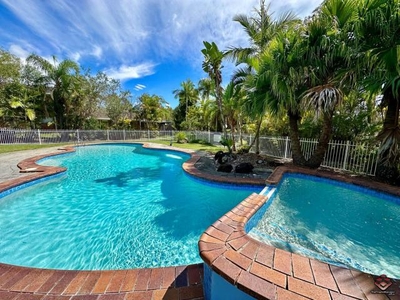 2 Bedroom Detached House Southport QLD For Rent At 650