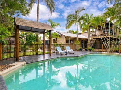 3 Bedroom Detached House Rainbow Beach QLD For Sale At 1150