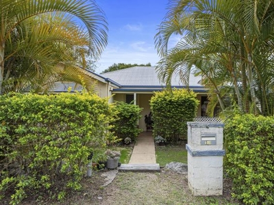 3 Bedroom Detached House Southside QLD For Sale At 549000