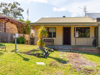 62 Kestrel Avenue, Mount Hutton NSW 2290 - Duplex For Sale