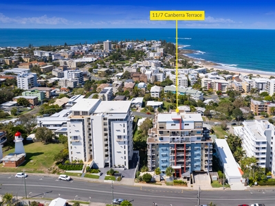 Sublime, 3- Bedroom Residential Apartment in Stunning Kings Beach