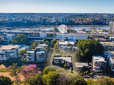 'Riverglade', 4 Macdonald Street , Kangaroo Point, QLD 4169