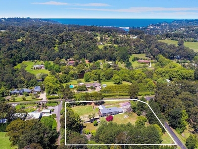 14 Country View Close, Picketts Valley, NSW 2251