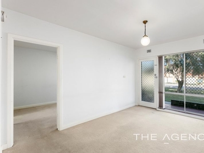 2/77 Abbett Street, Scarborough, WA 6019