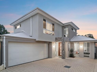 4 Bedroom Detached House Karrinyup WA For Sale At 999000